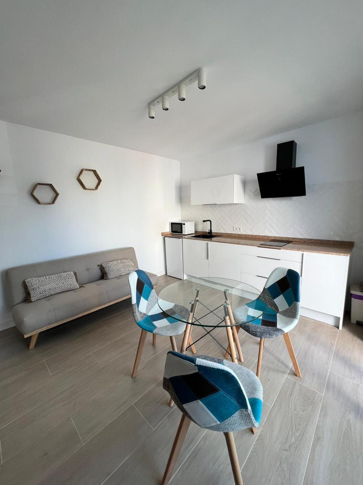 Apartamentos Buganvilla Roquetas De Mar Szoba fotó